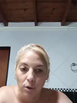 Cam4 Live Sex of vane1818