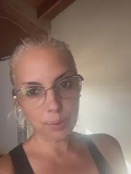 Cam4 Live Porn of vane1818