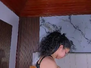 Cam4 Private Sex Chat of Luna_Rosse_