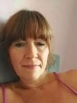 Cam4 Free Live Porn of Cumonme17