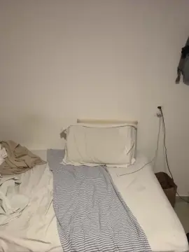 Cam4 Live Sex of MlkGato01