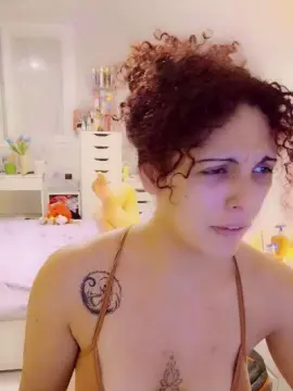 Cam4 Sex Chat of douce_lilith