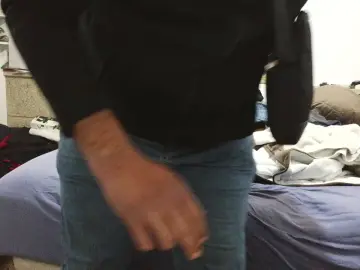 Cam4 Free Live Porn of Scubi007