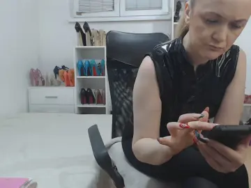 Cam4 Free Porn Cam of dominantmiss8