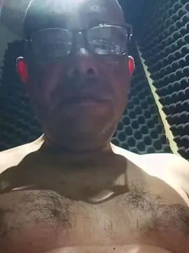 Cam4 Watch Live Sex Cams of rodrigo3786