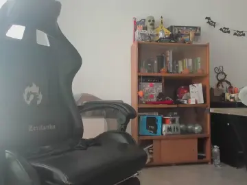 Cam4 Live Sex Cam of PetitSimonett