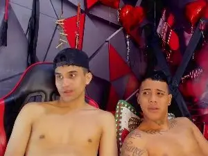 Cam4 Private Sex Chat of Julian_and_Axel