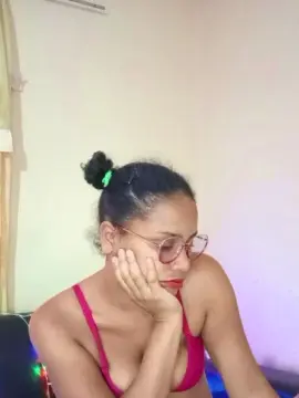 Cam4 Best Webcam of Monica2702
