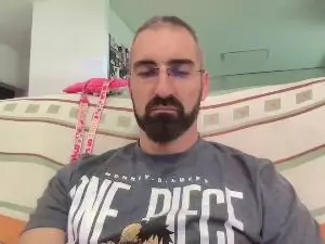 Cam4 Live Sex of v1c70r1985