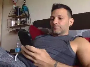 Cam4 Live Sex of goroasroma