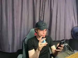Cam4 Sex Cam of matthewglitch