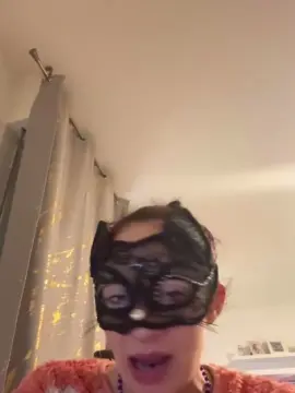 Cam4 Nude Webcam of xoxo183