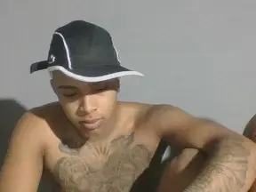 Cam4 Adult Video Chat of plzinhot