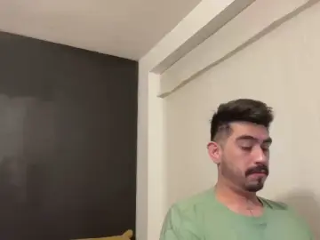 Cam4 Private Sex Chat of camo_1991