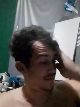 Cam4 Live Porn of MauroMartins