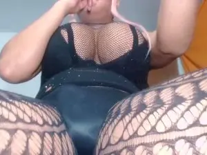 Cam4 Free Live Porn of anthonella_zam