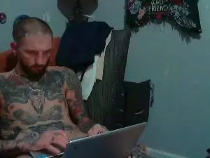 Cam4 Free Live Porn of FrankieDRay