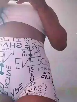 Cam4 Free Live Porn of Panteranegraa