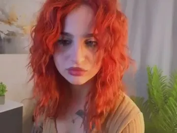 Cam4 Free Live Porn of CariLobingier