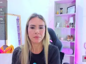 Cam4 Live Sex of Evangelinejohns