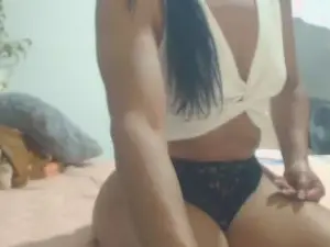 Cam4 Free Porn Cam of GOLDENBOOTY