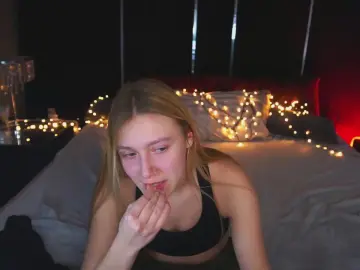 Cam4 Adult Video Chat of LollyLuxe