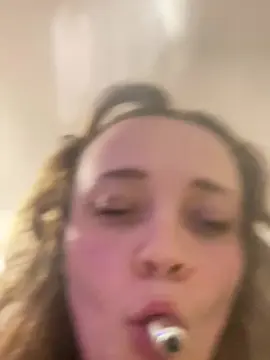 Cam4 Sex Cam of LillyXoxx