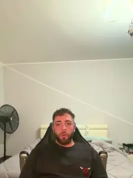 Cam4 Free Live Porn of Fabriziocarerra