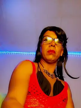 Cam4 Free Live Porn of susantrans