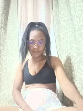 Cam4 Adult Webcam of raharisoatafit3