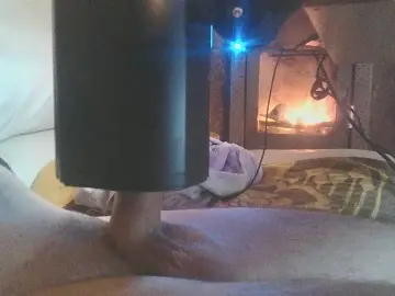 Cam4 Live Sex of Le_Saint_21