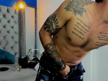 Cam4 Watch Live Sex Cams of KevinFOX23cms