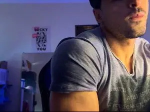 Cam4 Free Live Porn of Lucasfit24