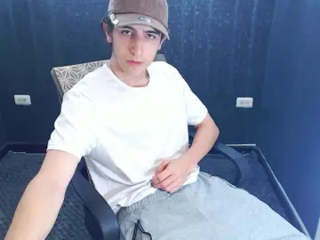 Cam4 Sex Cam of Noah_Sokolov