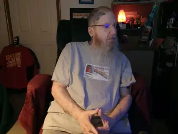 Cam4 Free Porn Cam of guyboobies