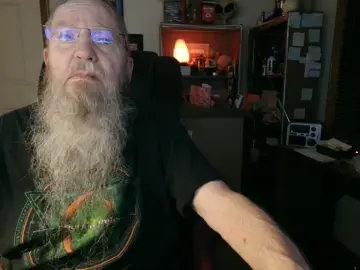 Cam4 Best live sex cam show of guyboobies