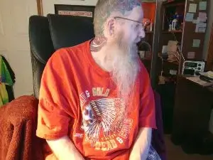 Cam4 Sex Chat of guyboobies