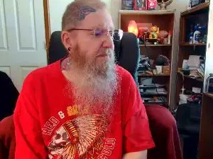 Cam4 Free Live Porn of guyboobies