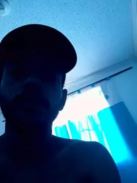 Cam4 Live Sex of miriam193