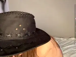 Cam4 Free Live Porn of DevonLandrigan