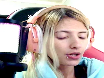 Cam4 Private Sex Chat of Hinatsuru