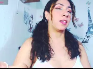 Cam4 Free Porn Cam of RedValery