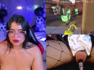 Cam4 Watch Live Sex Cams of LuciaReid