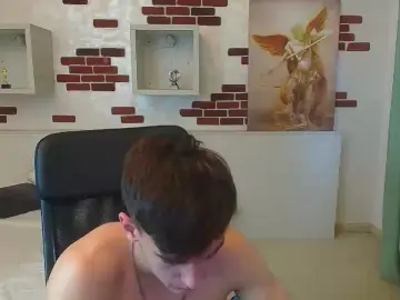 Cam4 Watch Live Sex Cams of BradyFlint