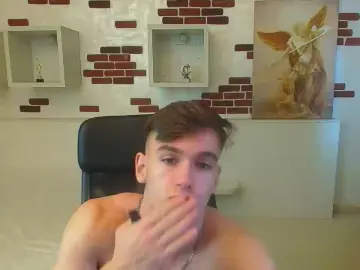 Cam4 Watch Live Sex Cams of BradyFlint