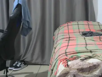 Cam4 Free Porn Cam of Daviiialmeida