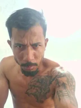 Cam4 Free Live Porn of Chilenohh