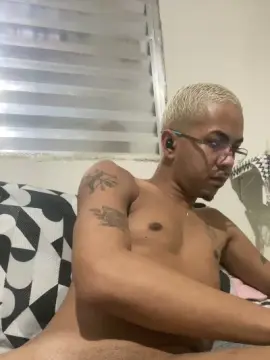 Cam4 Adult Webcam of Mastursexy69