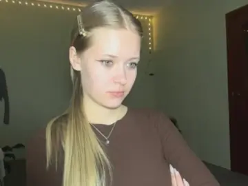 Cam4 Adult Video Chat of RaguelFoots