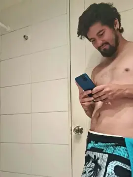 Cam4 Live Sex Cam of Latimboy69